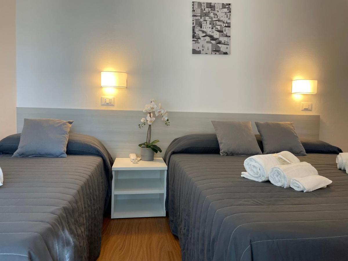 Hotel Augustus Milano Marittima Exterior foto